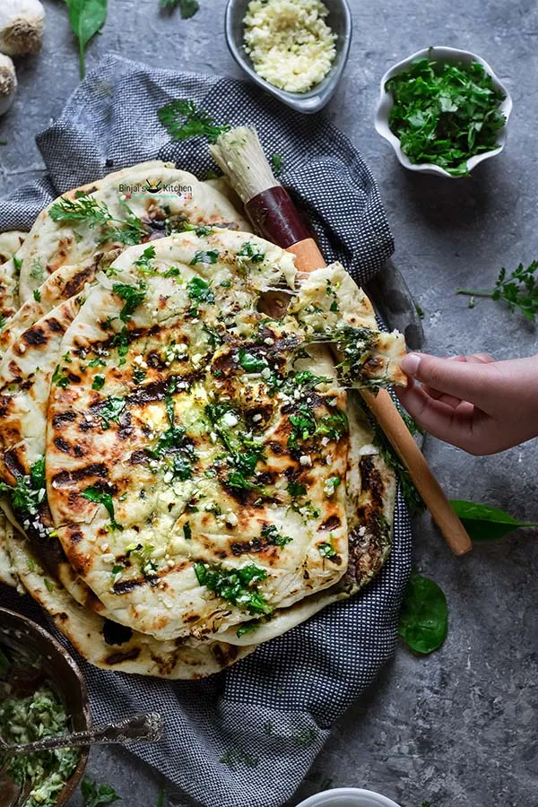 STUFFED NAAN