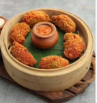 PANEER KURKURE MOMOS