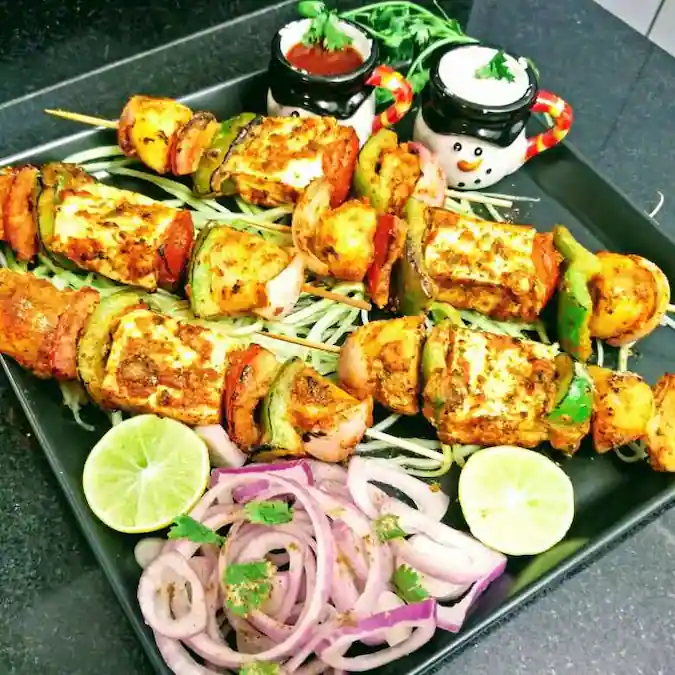 VEGETARIAN TANDOORI PLATTER